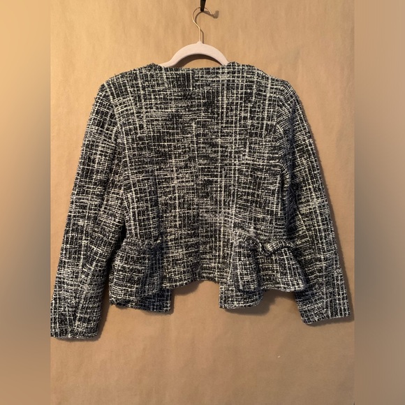 Loft Jacket - Picture 3 of 3